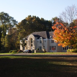 Herfstkleuren en grote huizen