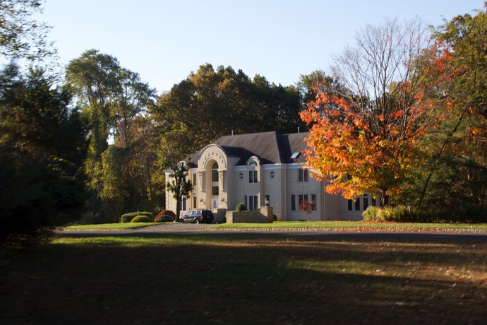 Herfstkleuren en grote huizen