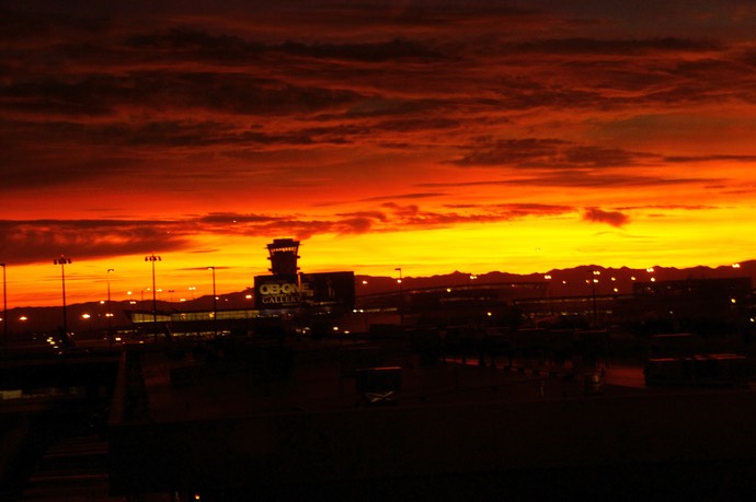 Zonsopkomst boven las vegas airport