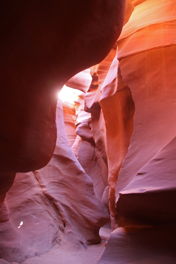 Lower antilope canyon