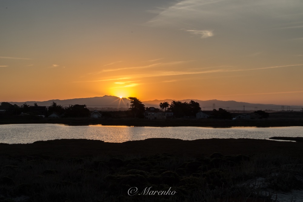 zonsopkomst-en-surfers-5